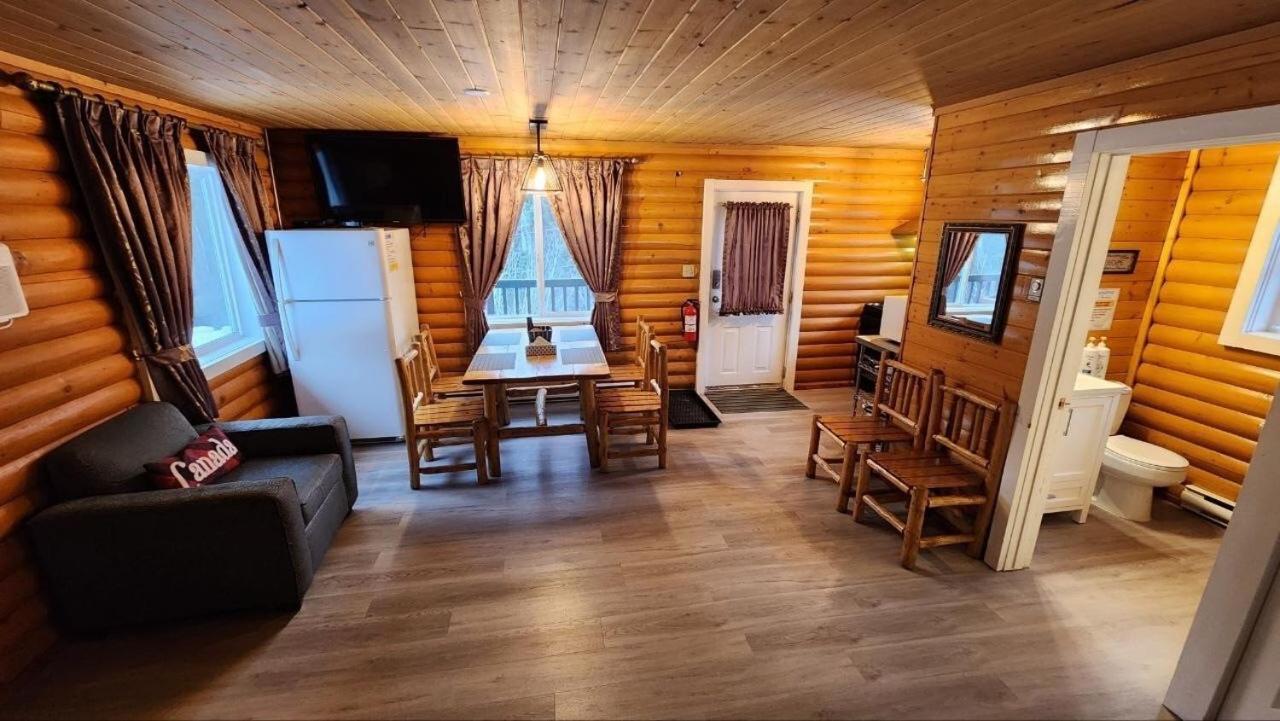 雷夫尔斯托克山高山小木屋酒店 外观 照片